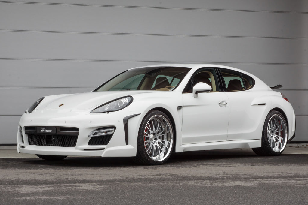 FAB Panamera Widebody perustuu Porsche Panameraan