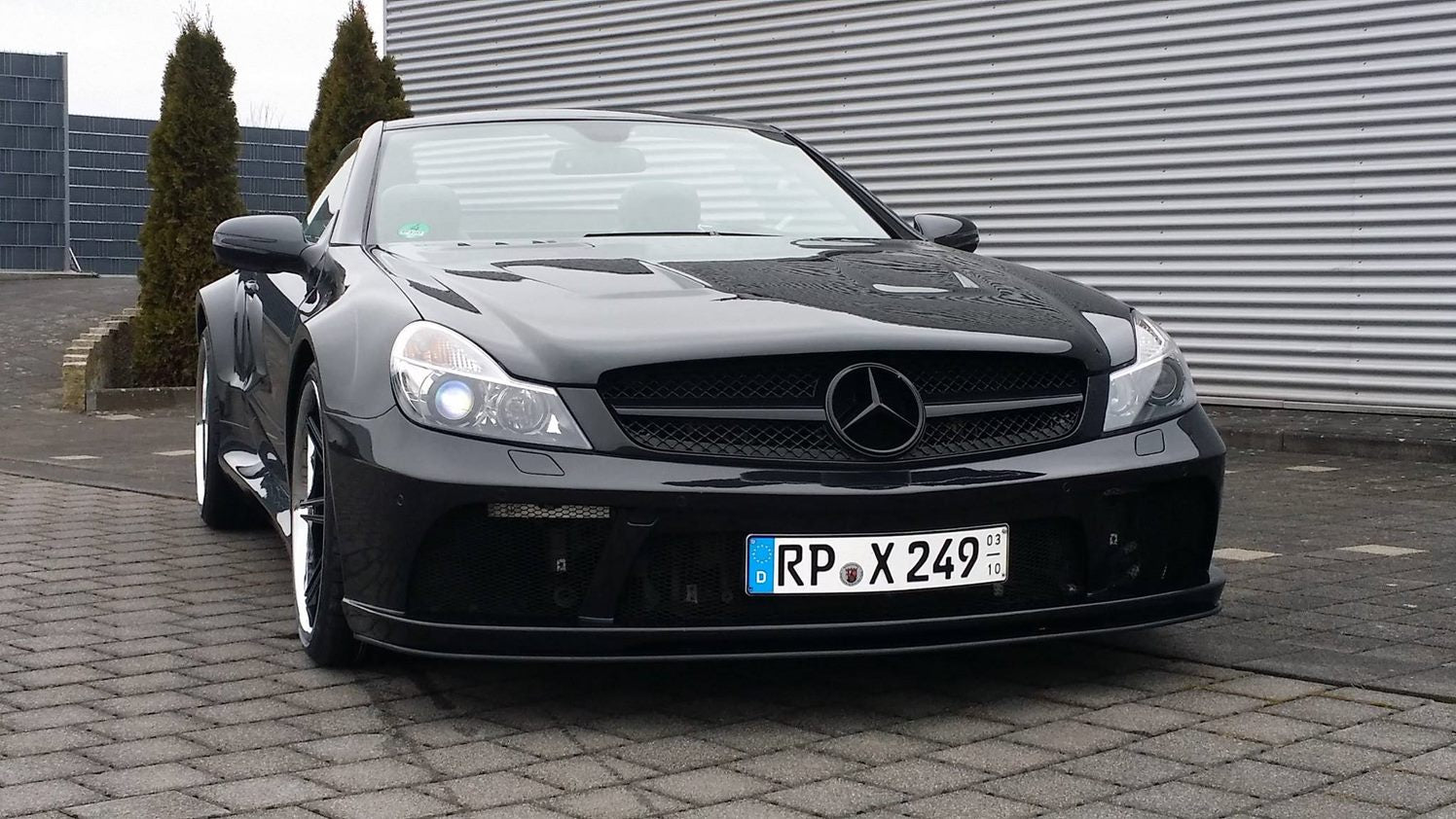 MB SL Black Edition, käsin rakennettu!